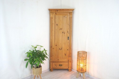 Schöner schmaler eckschrank - schmaler,