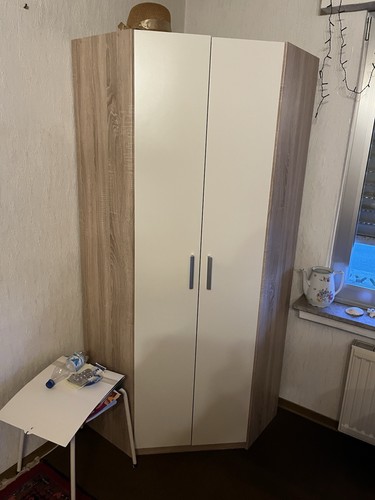 Massiver eckschrank aus - massiver,